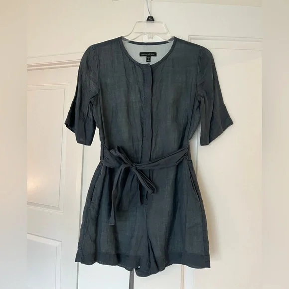 Banana Republic Linen Romper - Picture 3 of 5